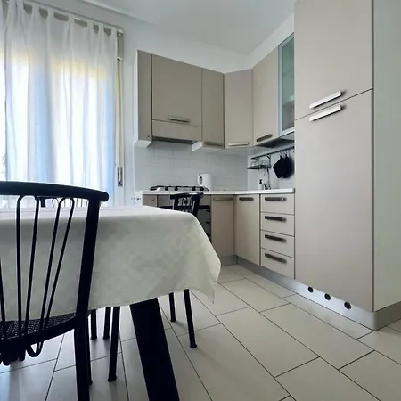 La Casa Di Sara Apartment *